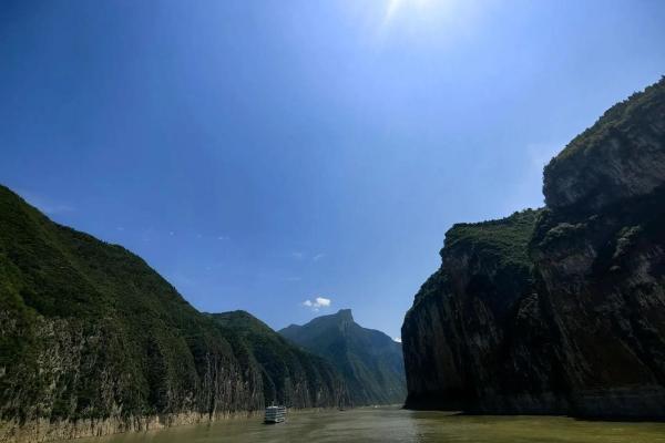 十元纸币背面图案景点